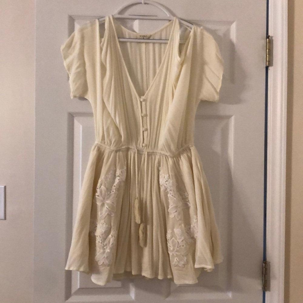 Everly Cold Shoulder Romper Size M